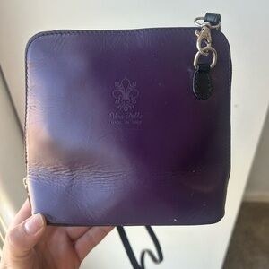 Vera Pelle Purple Crossbody Bag